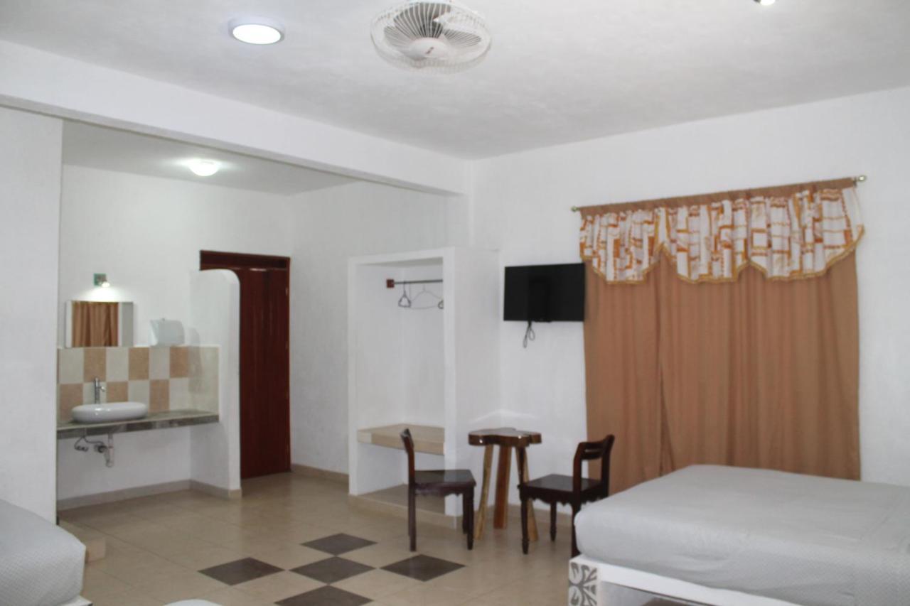 Hotel Szapot Bacalar Bagian luar foto